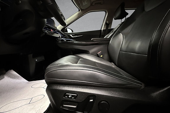 Kia EV6 10 of 27