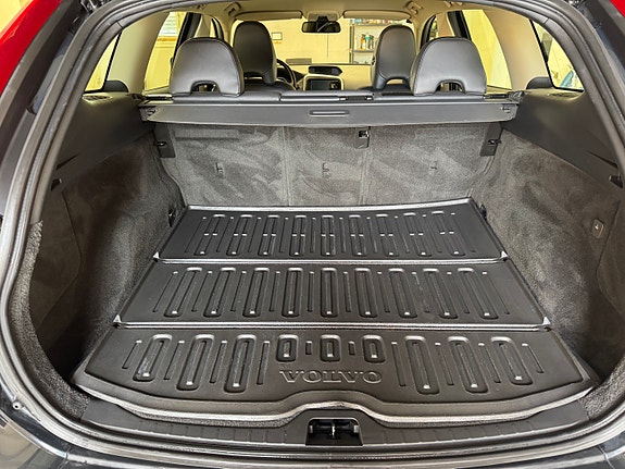 Volvo XC60 24 of 30