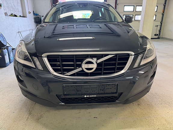 Volvo XC60 3 of 30
