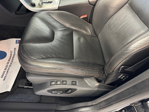 Volvo XC60 20 of 30