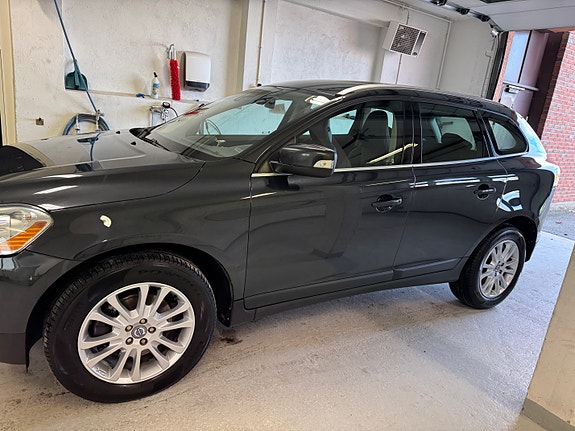 Volvo XC60 7 of 30