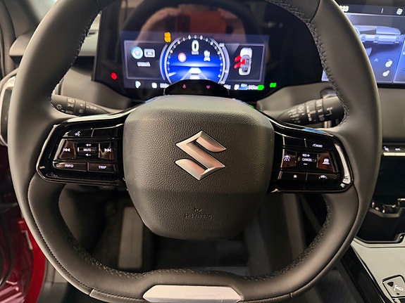 Suzuki eVitara 13 of 16