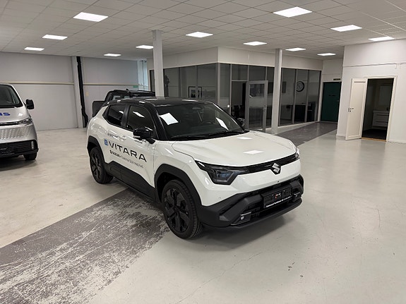 Suzuki eVitara 16 of 21
