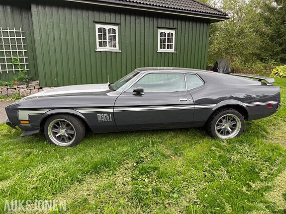 Ford Mustang 11 of 30