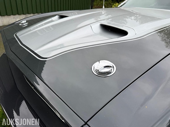 Ford Mustang 17 of 30