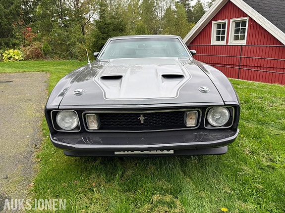 Ford Mustang 2 of 30
