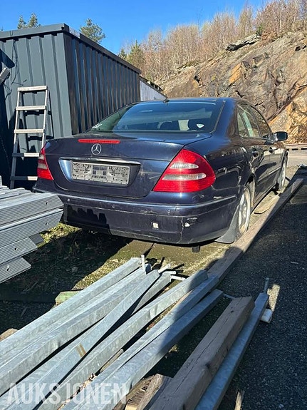 Mercedes-Benz E-Klasse 4 of 13