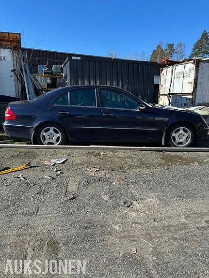 Mercedes-Benz E-Klasse 8 of 13