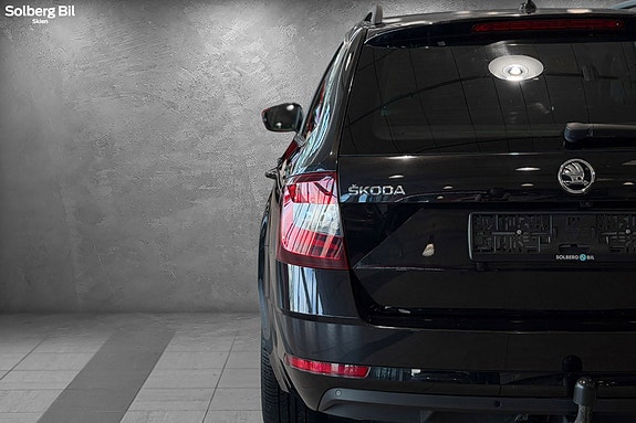 Skoda Octavia 14 of 30