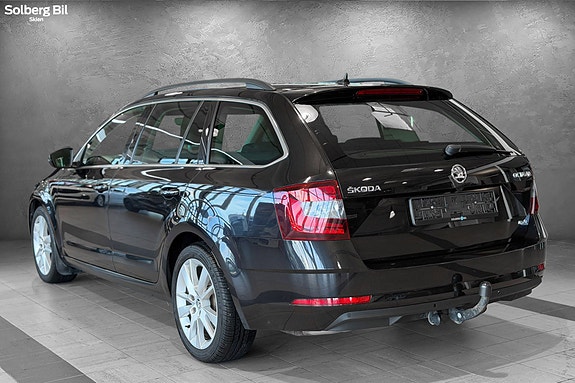 Skoda Octavia 6 of 30