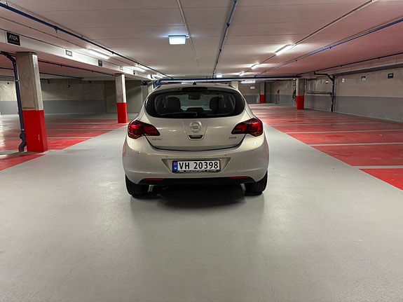 Opel Astra 5 of 16