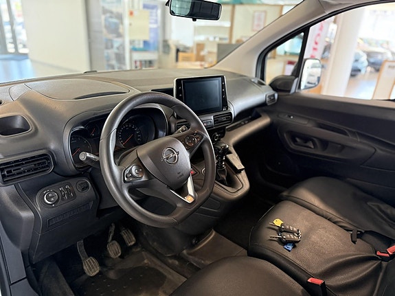 Opel Combo 21 of 30