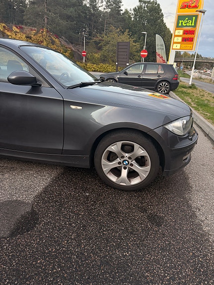 BMW 118d 5 of 11