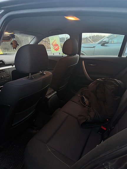 BMW 118d 10 of 11
