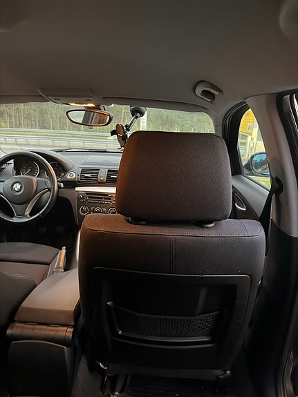 BMW 118d 7 of 11