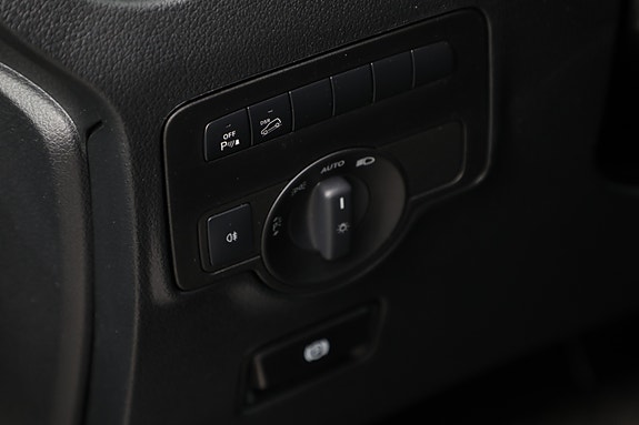 Mercedes-Benz Vito 119 19 of 30