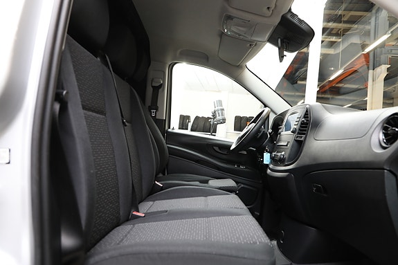 Mercedes-Benz Vito 119 17 of 30
