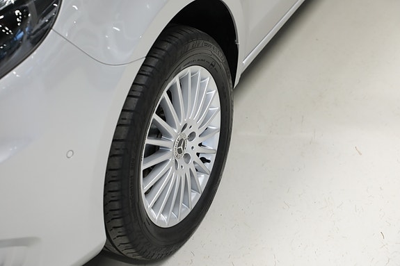Mercedes-Benz Vito 119 29 of 30