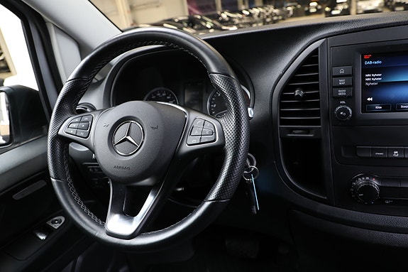 Mercedes-Benz Vito 119 12 of 30