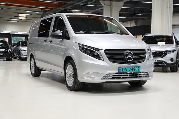 Mercedes-Benz Vito 119 2 of 30
