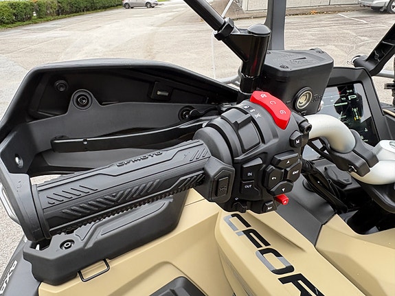 CFMOTO CFORCE CFORCE 1000 OVERLAND ABS 5 ÅRS GARANTI 105 KM/T 8 of 12