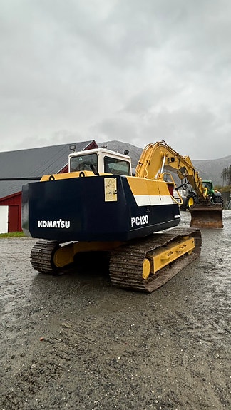 Komatsu PC 120-5 4 of 30
