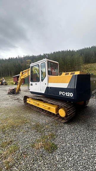 Komatsu PC 120-5 22 of 30