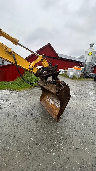 Komatsu PC 120-5 7 of 30