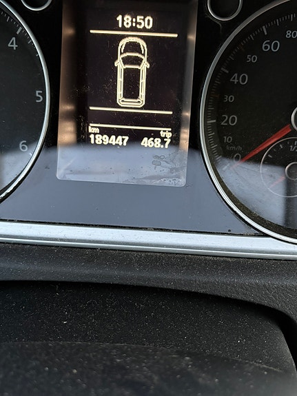Volkswagen Passat 12 of 30