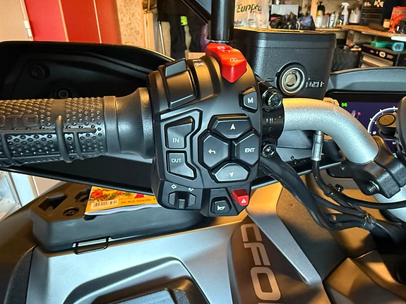 CFMOTO CForce 850 Touring ABS 9 of 14