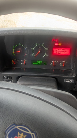 Scania P420 LB6x2 7 of 23