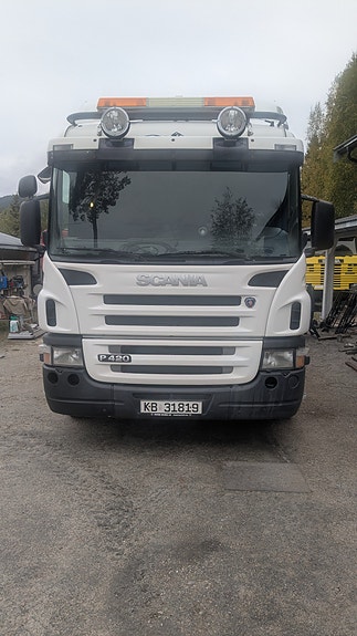 Scania P420 LB6x2 3 of 23