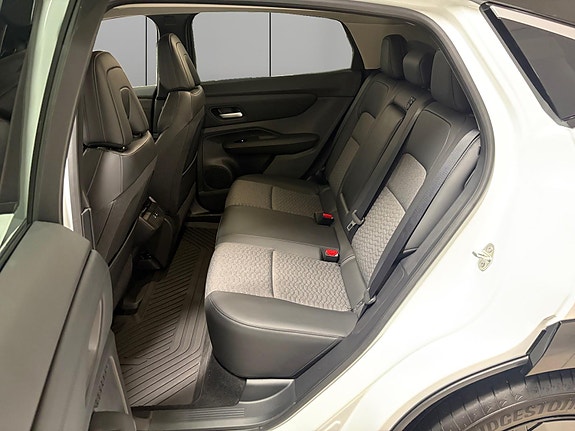 Nissan Ariya 27 of 30