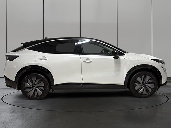 Nissan Ariya 6 of 30