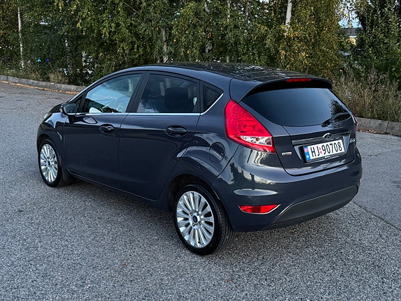 Ford Fiesta 8 of 24