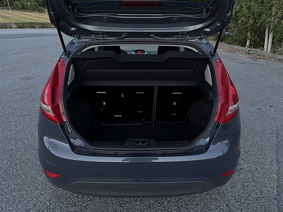 Ford Fiesta 7 of 24