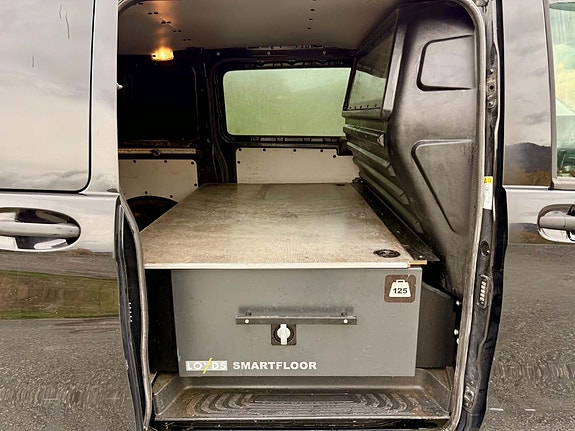 Mercedes-Benz Vito 119 18 of 20