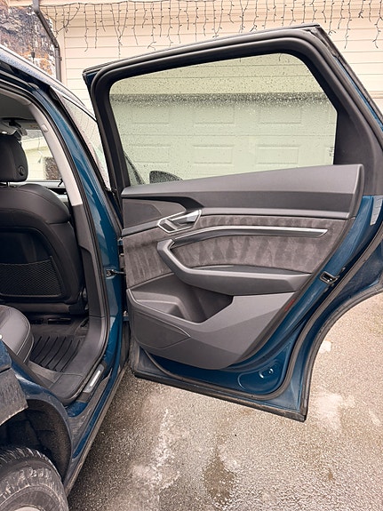 Audi e-tron 18 of 30