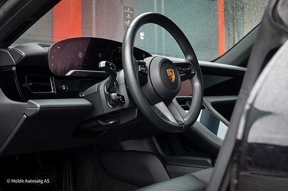 Porsche Taycan 4 17 of 30