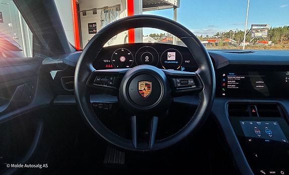 Porsche Taycan 4 20 of 30