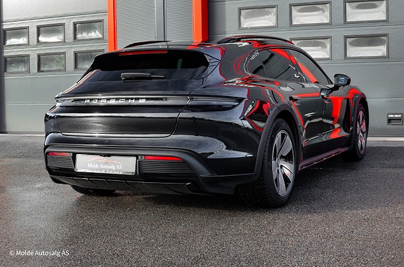 Porsche Taycan 4 13 of 30
