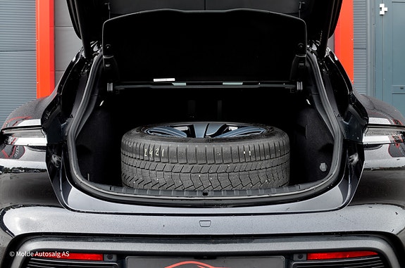 Porsche Taycan 4 10 of 30