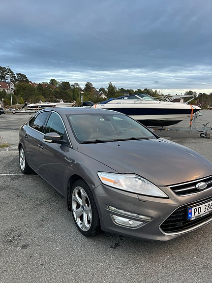 Ford Mondeo 2 of 12