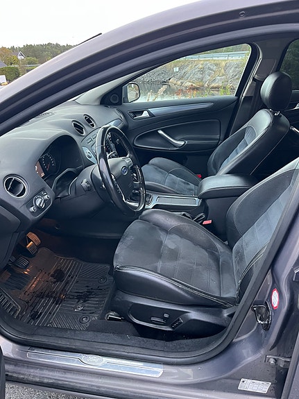 Ford Mondeo 5 of 12