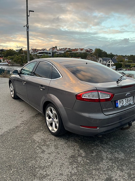 Ford Mondeo 4 of 12