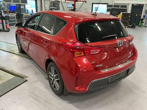 Toyota Auris 4 of 10