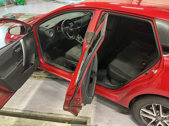 Toyota Auris 9 of 10