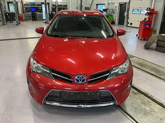 Toyota Auris 3 of 10