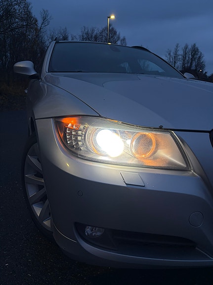 BMW 325i 28 of 30