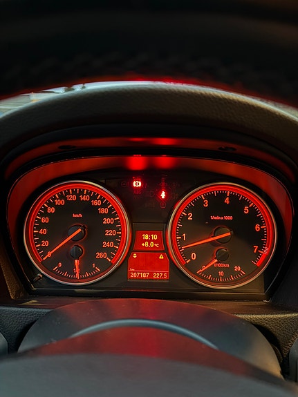 BMW 325i 19 of 30
